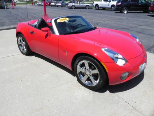 2006 pontiac solstice base convertible 2-door 2.4l