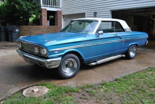 1964 fairlane with a aluminum headed 347 stroker motor and tci c-6 tranny