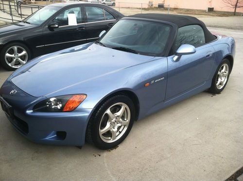 2002 honda s2000 base convertible 2-door 2.0l only 34,400 miles!