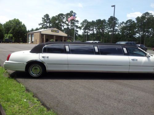 2001 Lincoln Town Car DaBryan Coach Limo 4-Door 4.6L V8 120in Stretch LOW MILES, US $11,995.00, image 5