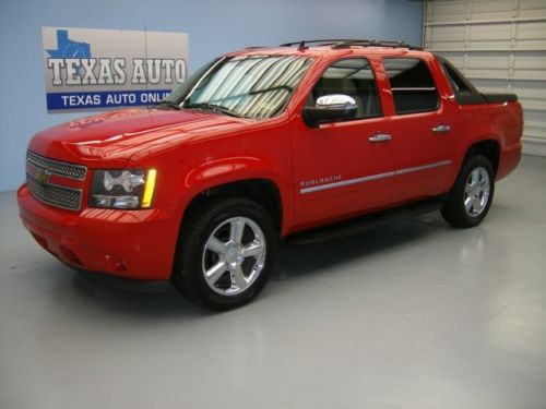 We finance!! 2011 chevrolet avalanche ltz 4x4 roof nav tv/dvd leather texas auto