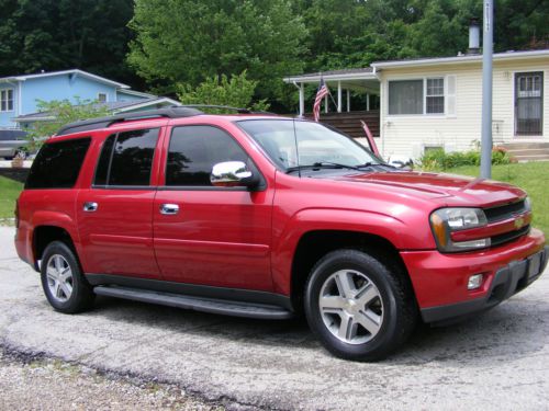 Chevrolet trailblazer ext 2005 red, good offer