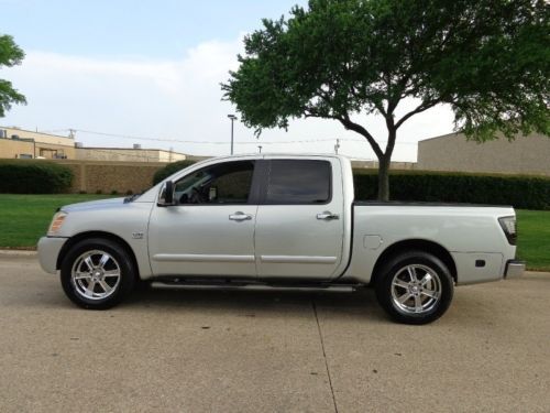 2004 nissan titan le crew cab pickup 4-door 5.6l