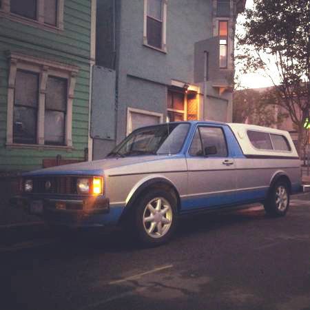 1981 volkswagen rabbit pickup truck - 45 mpg - 5 spd - 2-door 1.6l