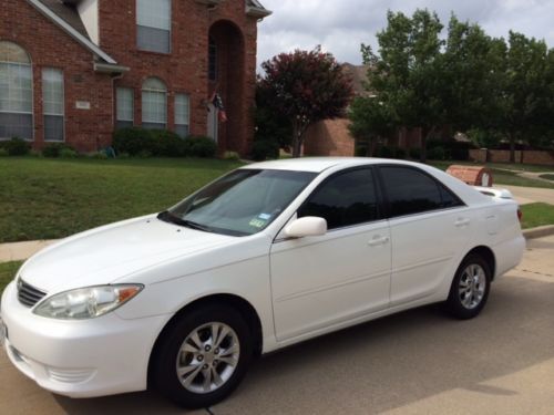 2006 toyota camry le sedan 4-door 3.0l