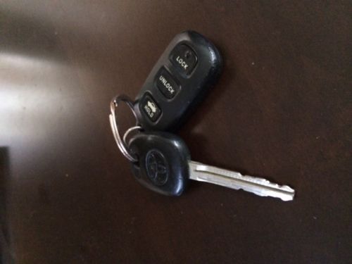 2006 Toyota Camry LE Sedan 4-Door 3.0L, image 5