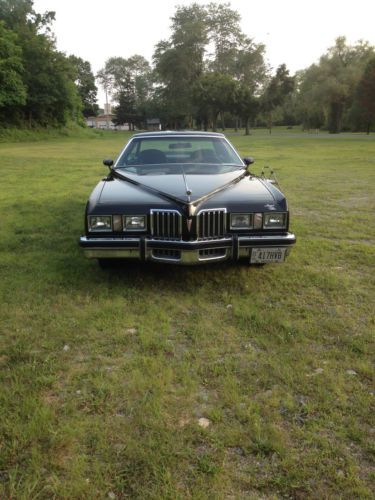 1977 pontiac grand prix sj coupe 2-door 6.6l