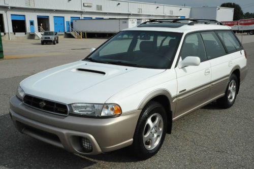 Outback wagon / 1 owner / all service records / dual roofs / leather seats / awd