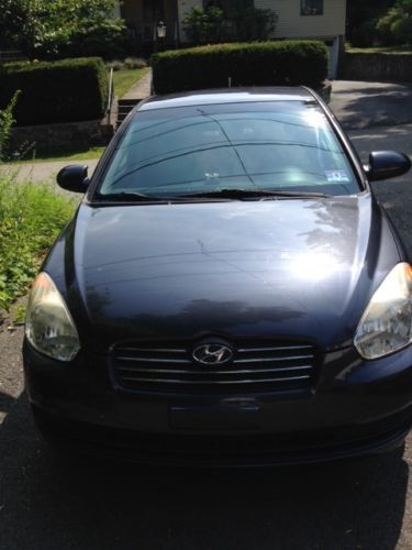 2007 hyundai accent very clean