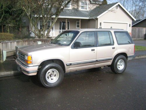 1994 ford explorer xl sport utility 4-door 4.0l