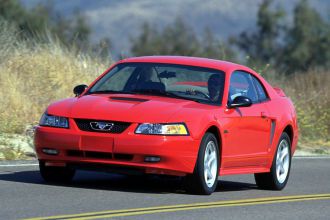 2000 ford mustang gt