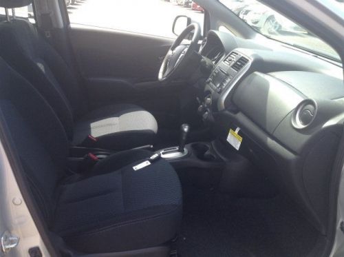 2014 nissan versa note sv