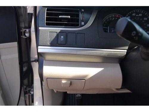 2013 toyota camry le