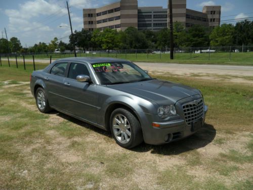 2006 chrysler 300c hemi 300 c fully loaded!! low reserve price!!