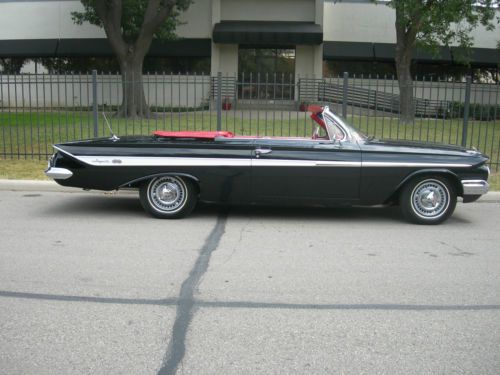 1961 chevy impala with ss trim