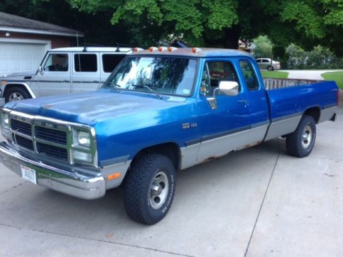 1993 dodge w150 base extended cab pickup 2-door 5.2l