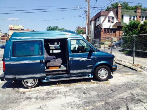 1995 chevrolet astro lt standard passenger van 3-door 4.3l
