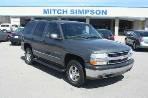 2001 chevrolet tahoe ls seats 9!!!! clean carfax!  super suv at low low price!!