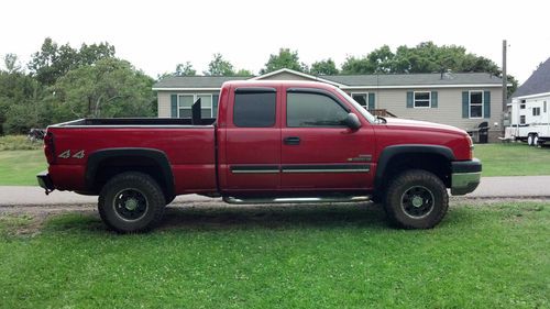 2004 chevrolet silverado 2500 hd lt extended cab pickup 4-door 6.6l