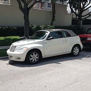 Pt cruiser convertible, low mileage, like new condition, one-owner, 2.4 turbo