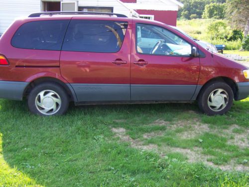 1998 toyota sienna van good running vehicle bucket seats