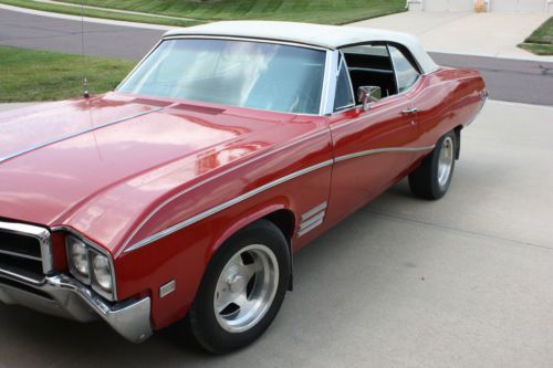 1968 buick skylark custom convertible 2-door