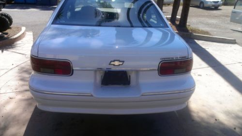 1996 Chevrolet Caprice Classic Sedan 4-Door 4.3L, image 6