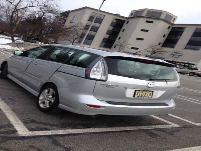 Mazda mazda5 mini passenger van 4-door