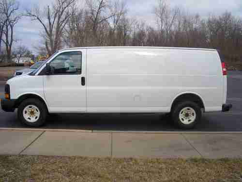 2011 GMC Savana 2500 Extended Cargo Van 3-Door 4.8L V8 Automatic Transmission, US $13,495.00, image 3