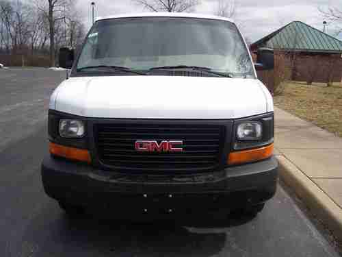 2011 GMC Savana 2500 Extended Cargo Van 3-Door 4.8L V8 Automatic Transmission, US $13,495.00, image 5