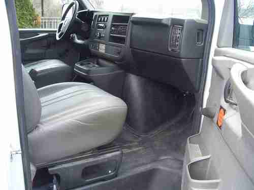 2011 GMC Savana 2500 Extended Cargo Van 3-Door 4.8L V8 Automatic Transmission, US $13,495.00, image 8
