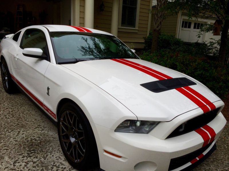 2011 ford mustang gt500 coupe svt