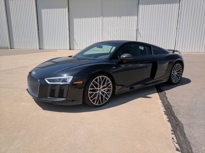 2017 audi r8