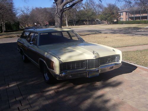 1971 ford country squire station wagon