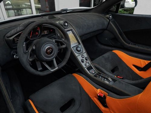 McLaren 675LT Spider