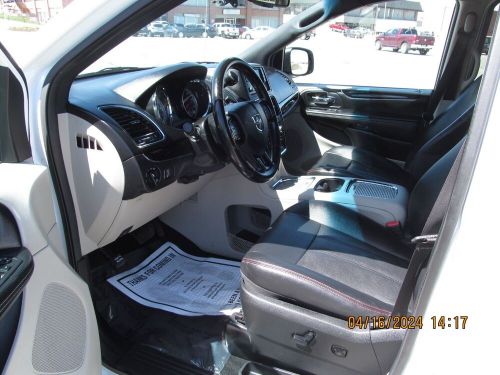 2019 dodge grand caravan