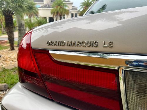 2004 mercury grand marquis ls premium - only 23k low miles - best deal on ebay!