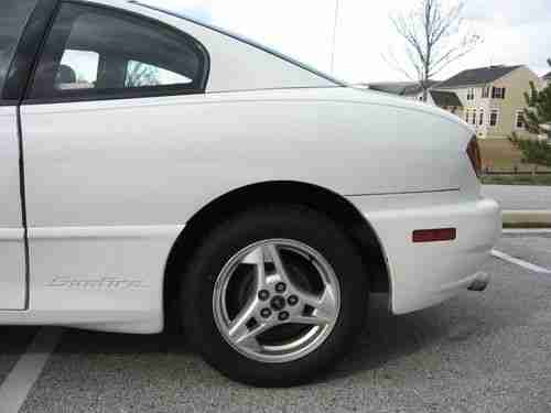 2004 Pontiac Sunfire SE Coupe 2-Door 2.2L, image 6