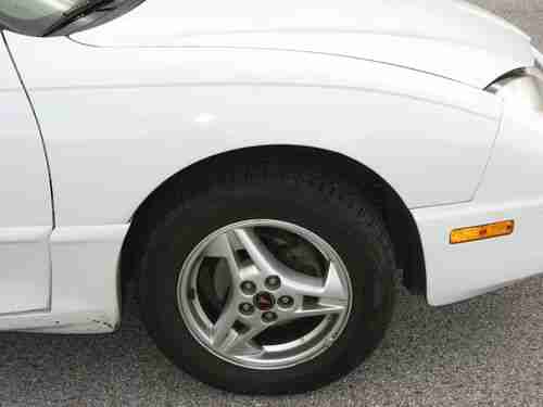 2004 Pontiac Sunfire SE Coupe 2-Door 2.2L, image 8