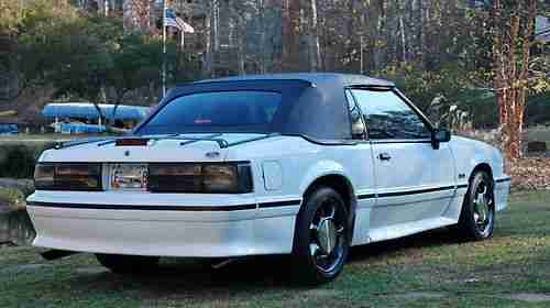1989 Ford Mustang GT Convertible 2-Door 5.0L, image 2