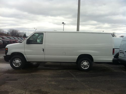 2012 ford super duty e350 cargo van