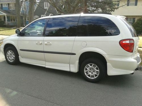 2002 dodge grand caravan sport