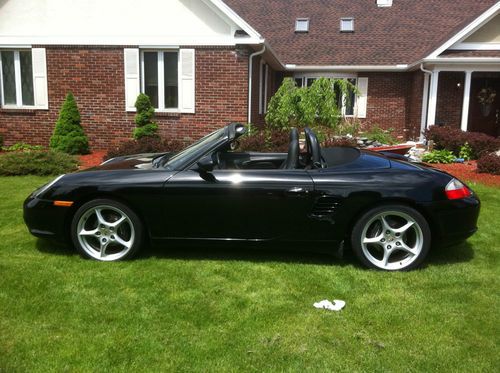 2004 porsche boxster base convertible 2-door 2.7l