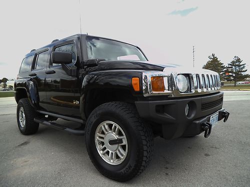 Black hummer h3 excellent condition