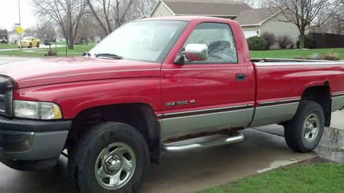 1995 dodge ram 1500 base standard cab pickup 2-door 5.2l