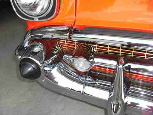 Classic 1957 Chevy Bel Air 2 dr. hardtop 150/210 . Red\White 10,500mi. Restored, image 15