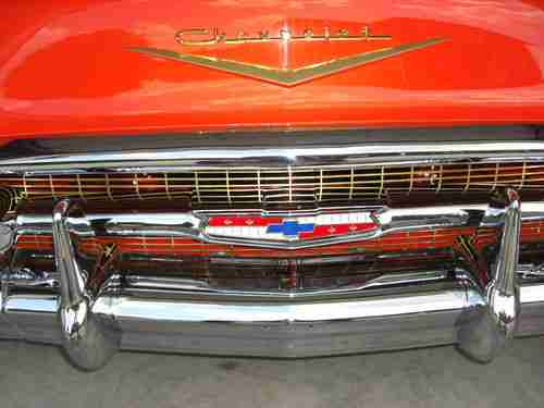 Classic 1957 Chevy Bel Air 2 dr. hardtop 150/210 . Red\White 10,500mi. Restored, image 16