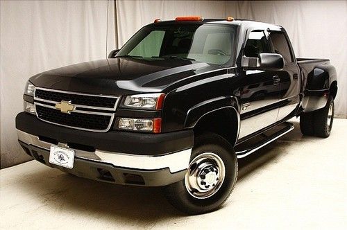 We finance!! 2005 chevrolet silverado 3500 ls 4wd turbodiesel crewcab