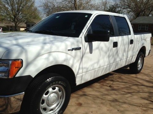 2010 ford f-150 xl crew cab pickup 4-door 4.6l- white work truck