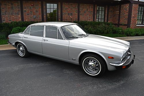 Original presenting Long Wheel Base XJ series Jaguar. Nice, above ave condition., US $11,888.00, image 11